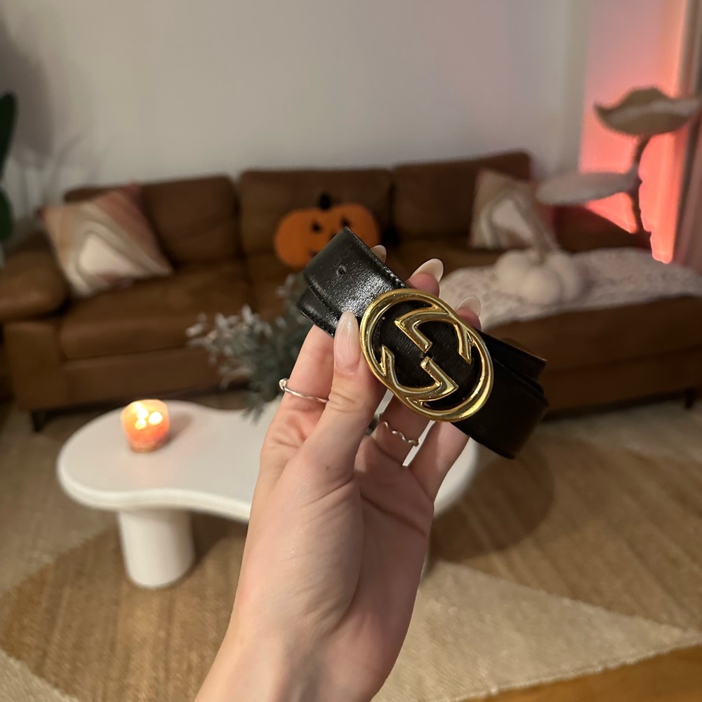 Reversible black & brown Gucci belt